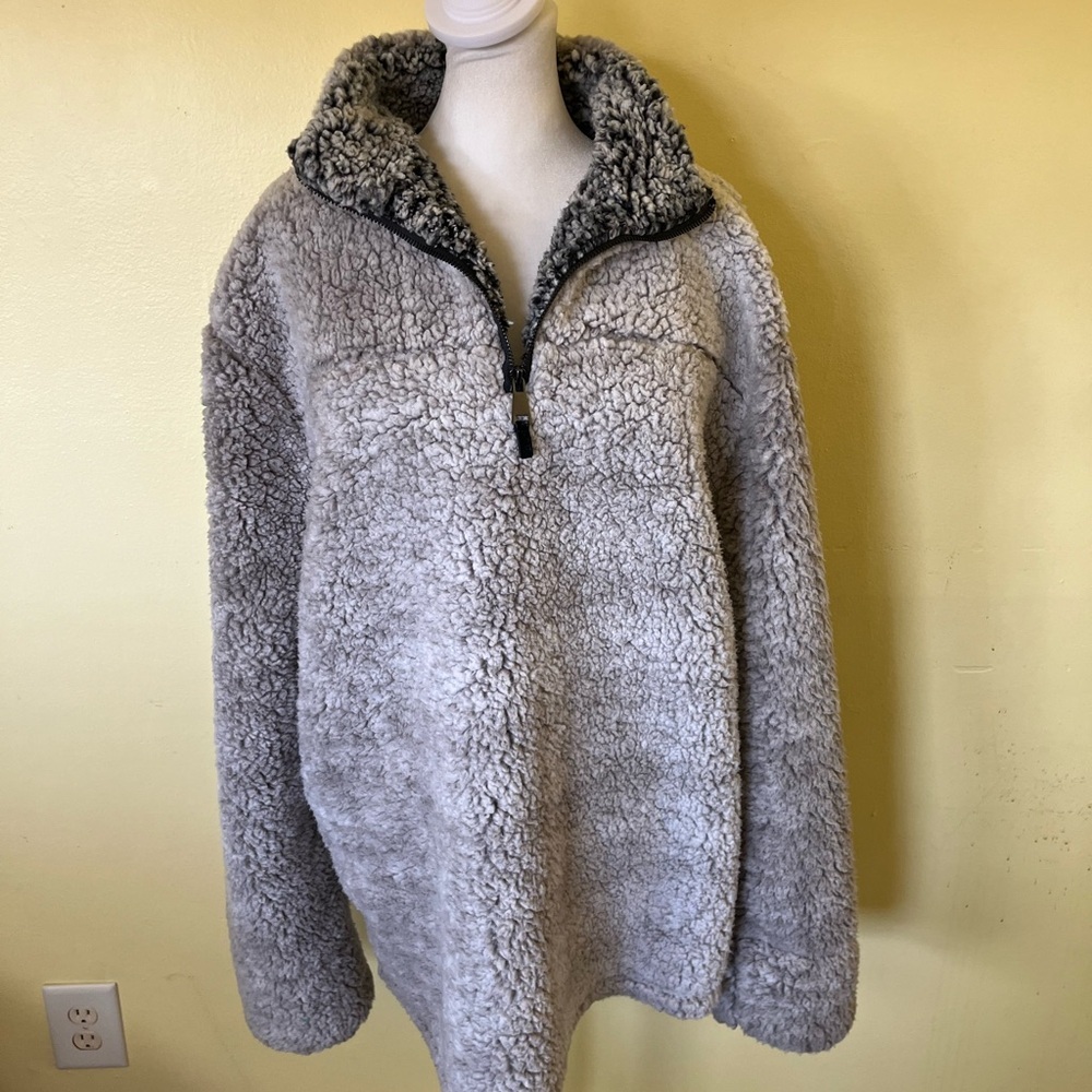 Women’s Cozy Gray Sherpa Pullover XL